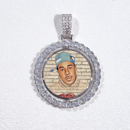 3D Spinning 2-Faced Custom Picture Pendant