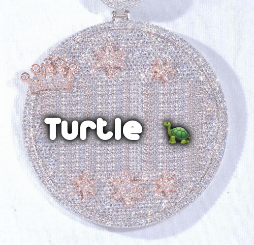 CUSTOM LETTER NECKLACE 3D BIG CROWN DISC