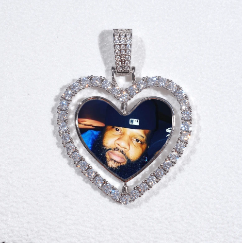 3D Spinning 2-Faced Heart Custom Picture Pendant