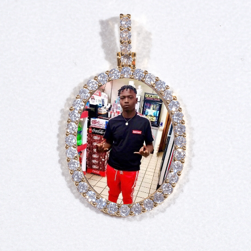 3D Oval Custom Picture Pendant