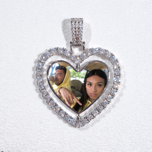 3D Spinning 2-Faced Heart Custom Picture Pendant