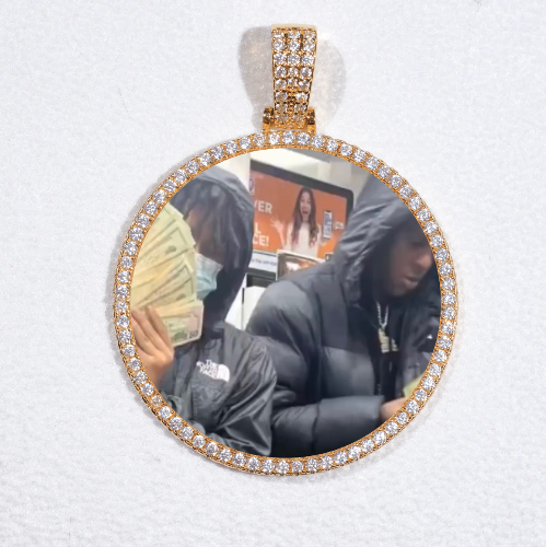 MEDIUM 3D CIRCLE CUSTOM PICTURE PENDANT