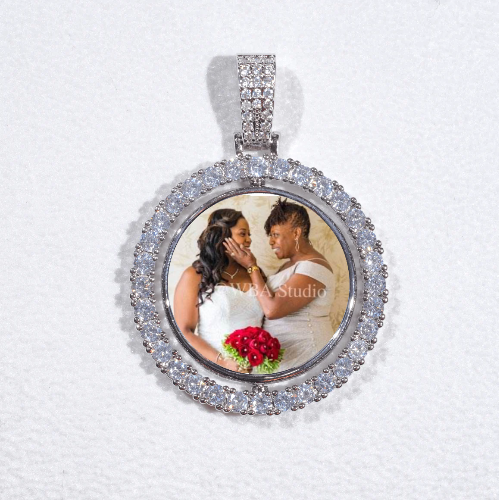 3D Spinning 2-Faced Custom Picture Pendant