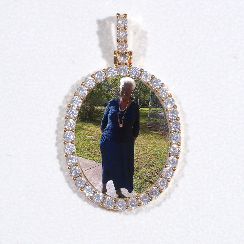 3D Oval Custom Picture Pendant