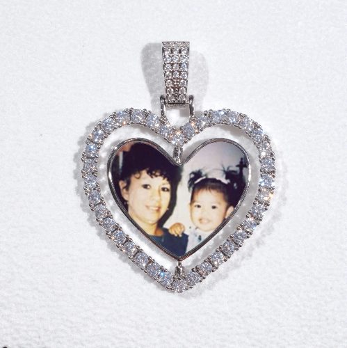 3D Spinning 2-Faced Heart Custom Picture Pendant