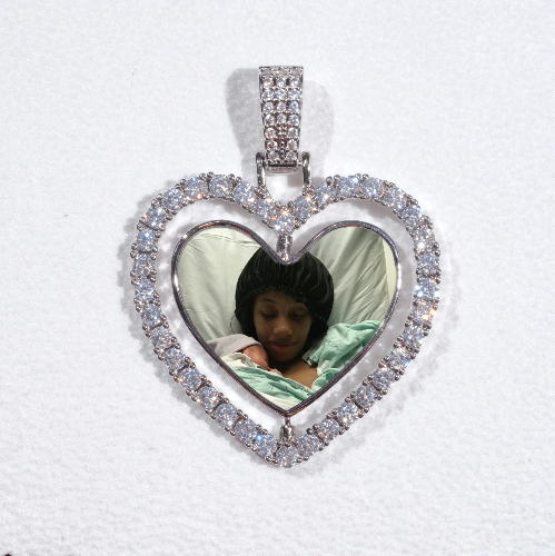 3D Spinning 2-Faced Heart Custom Picture Pendant
