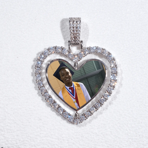 3D Spinning 2-Faced Heart Custom Picture Pendant