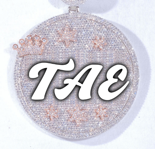 CUSTOM LETTER NECKLACE 3D BIG CROWN DISC