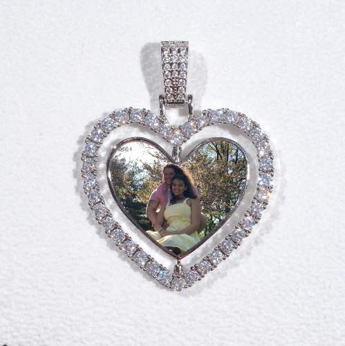 3D Spinning 2-Faced Heart Custom Picture Pendant
