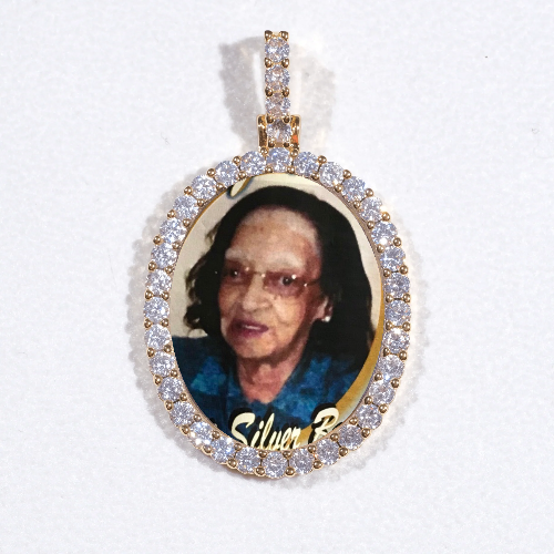 3D Oval Custom Picture Pendant