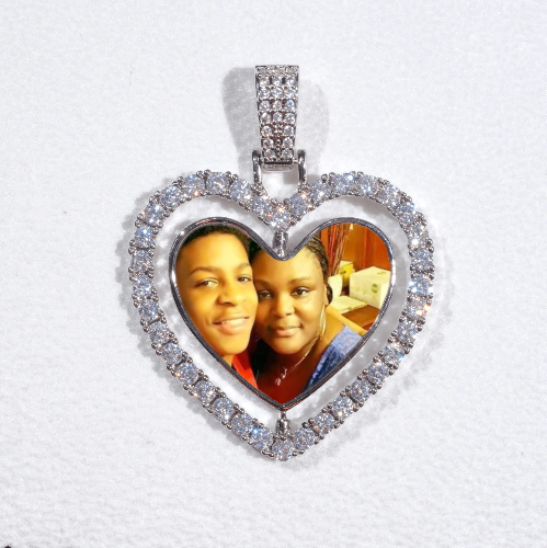 3D Spinning 2-Faced Heart Custom Picture Pendant
