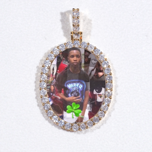 3D Oval Custom Picture Pendant