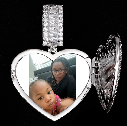 CUSTOM PICTURE PENDANT STYLE-8