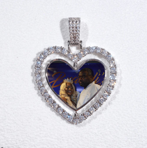 3D Spinning 2-Faced Heart Custom Picture Pendant