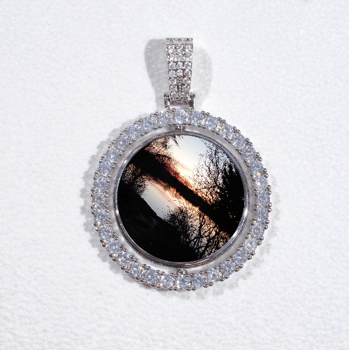 3D Spinning 2-Faced Custom Picture Pendant
