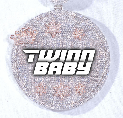 CUSTOM LETTER NECKLACE 3D BIG CROWN DISC