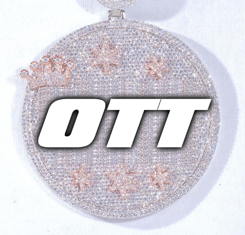CUSTOM LETTER NECKLACE 3D BIG CROWN DISC