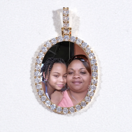 3D Oval Custom Picture Pendant