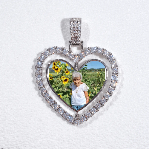 3D Spinning 2-Faced Heart Custom Picture Pendant