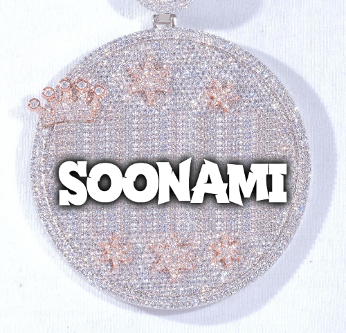 CUSTOM LETTER NECKLACE 3D BIG CROWN DISC