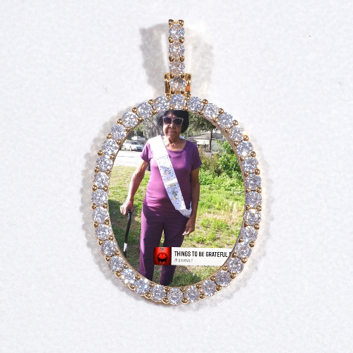 3D Oval Custom Picture Pendant