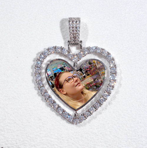 3D Spinning 2-Faced Heart Custom Picture Pendant