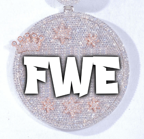 CUSTOM LETTER NECKLACE 3D BIG CROWN DISC