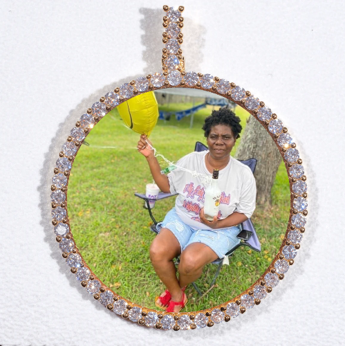 LARGE 3D CIRCLE CUSTOM PICTURE PENDANT