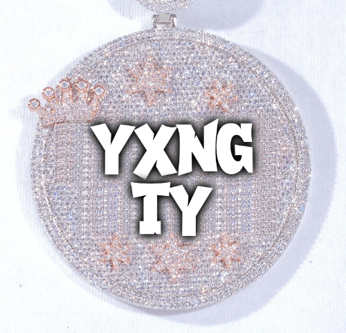 CUSTOM LETTER NECKLACE 3D BIG CROWN DISC