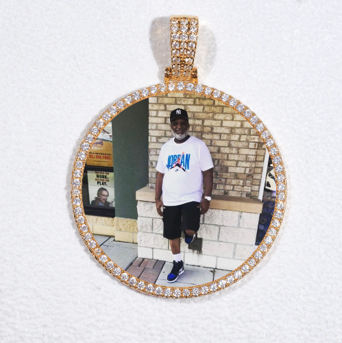MEDIUM 3D CIRCLE CUSTOM PICTURE PENDANT
