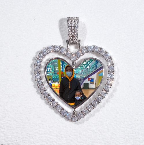 3D Spinning 2-Faced Heart Custom Picture Pendant