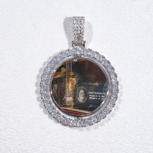 3D Spinning 2-Faced Custom Picture Pendant