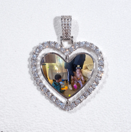3D Spinning 2-Faced Heart Custom Picture Pendant