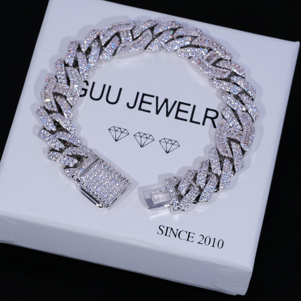 12mm Prong Baguette Gucci Curb Bracelet White Gold - The GUU Shop