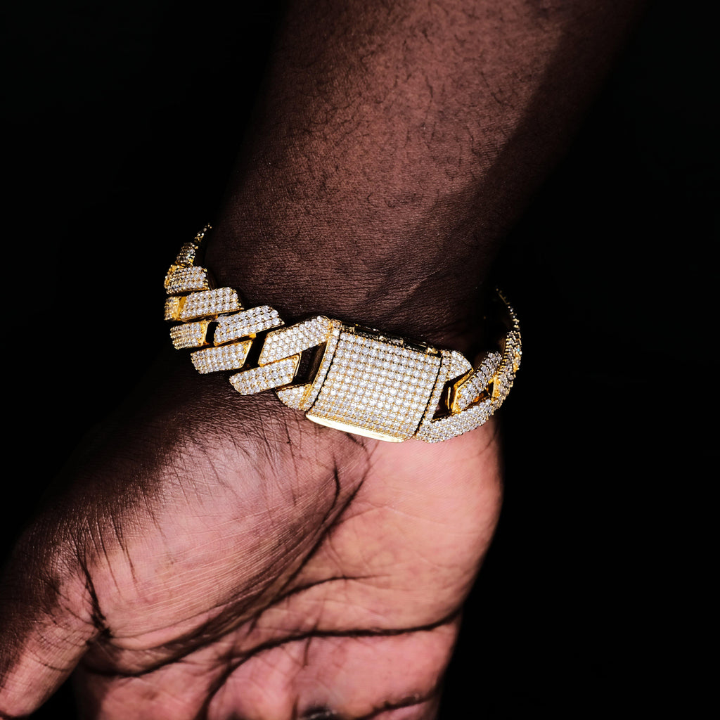 19mm Diamond Prong Cuban Bracelet in 18K Gold - The GUU Shop