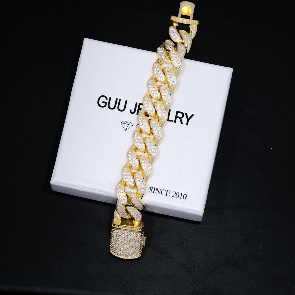 Iced Cuban Link Bracelet (19mm) in Yellow Gold - The GUU Shop