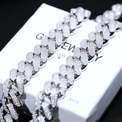 Iced Cuban Link Choker (19mm) in White Gold