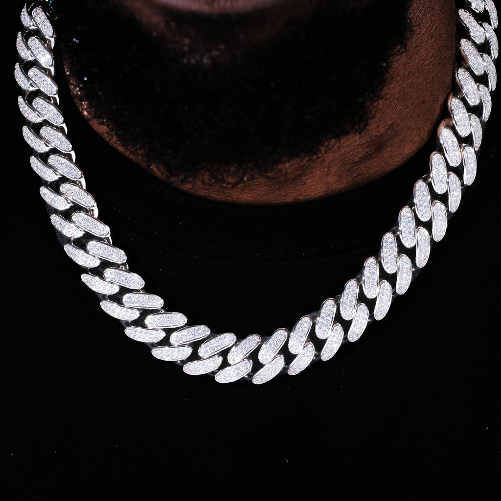 Iced Cuban Link Choker (19mm) in White Gold