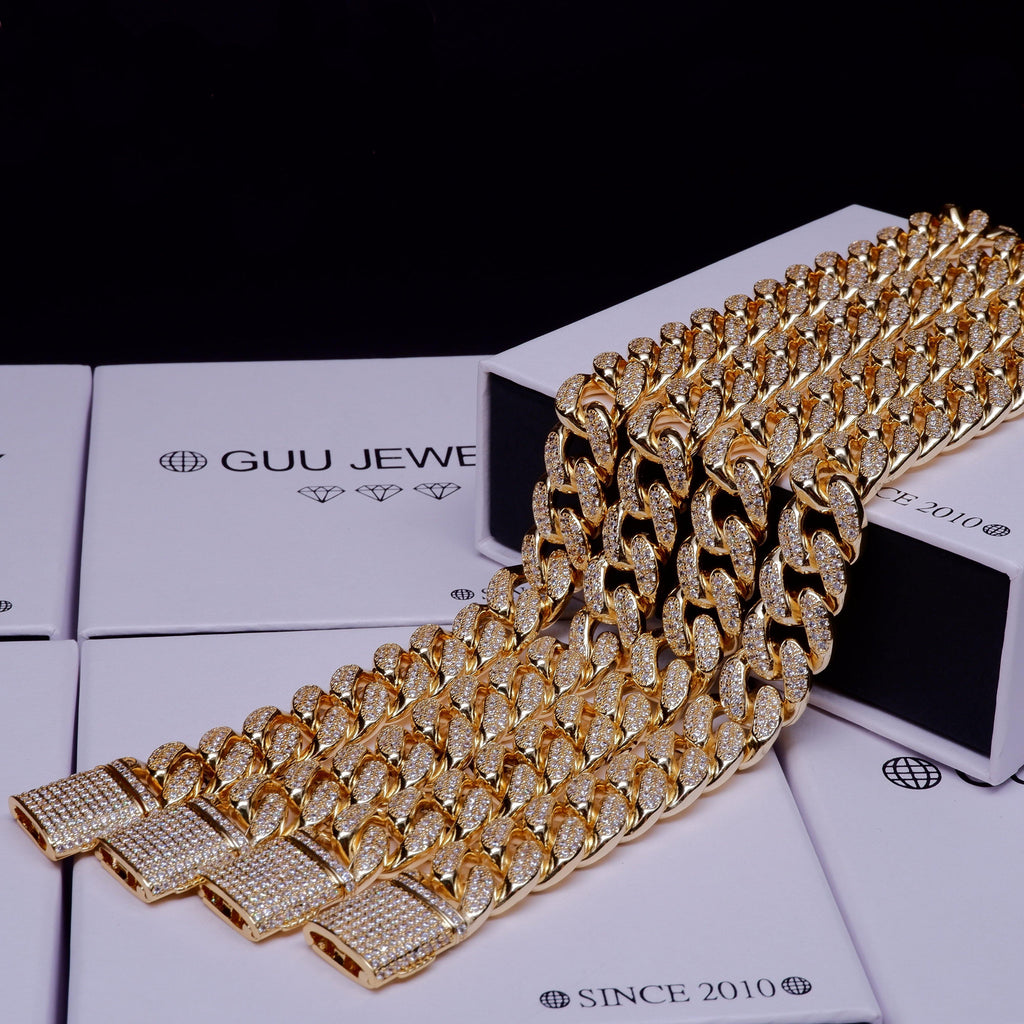 🔥New Flip buckle Iced Cuban Link Chain Gold-Plated