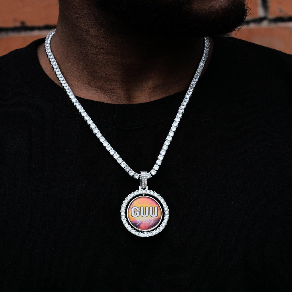 3D Spinning 2-Faced Custom Picture Pendant - The GUU Shop