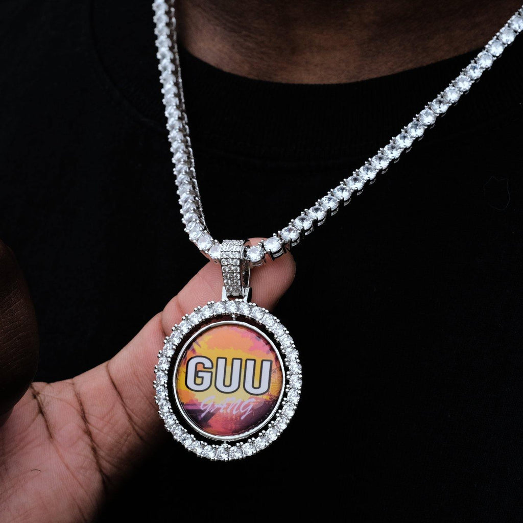 3D Spinning 2-Faced Custom Picture Pendant - The GUU Shop