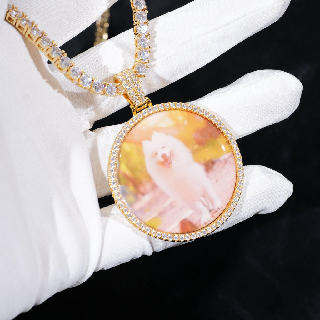 MEDIUM 3D CIRCLE CUSTOM PICTURE PENDANT - The GUU Shop