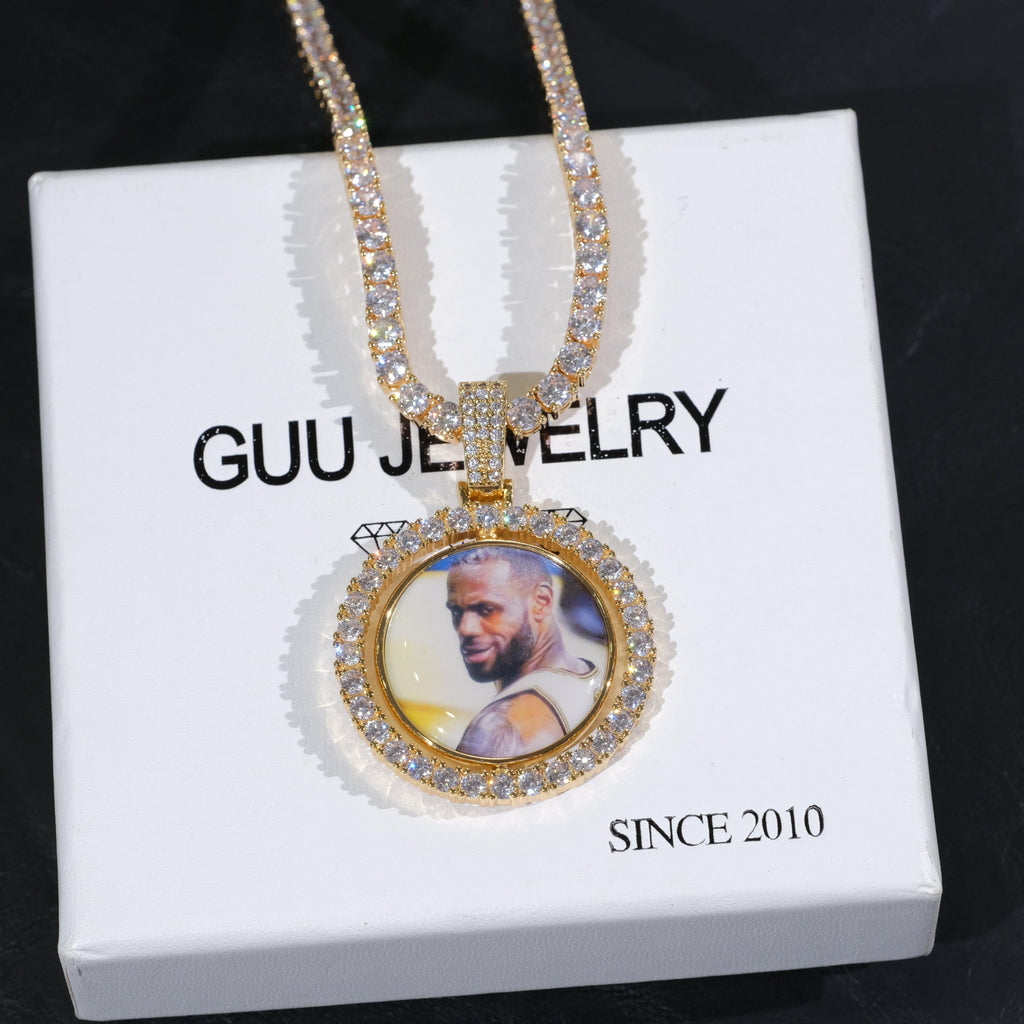 3D Spinning 2-Faced Custom Picture Pendant - The GUU Shop