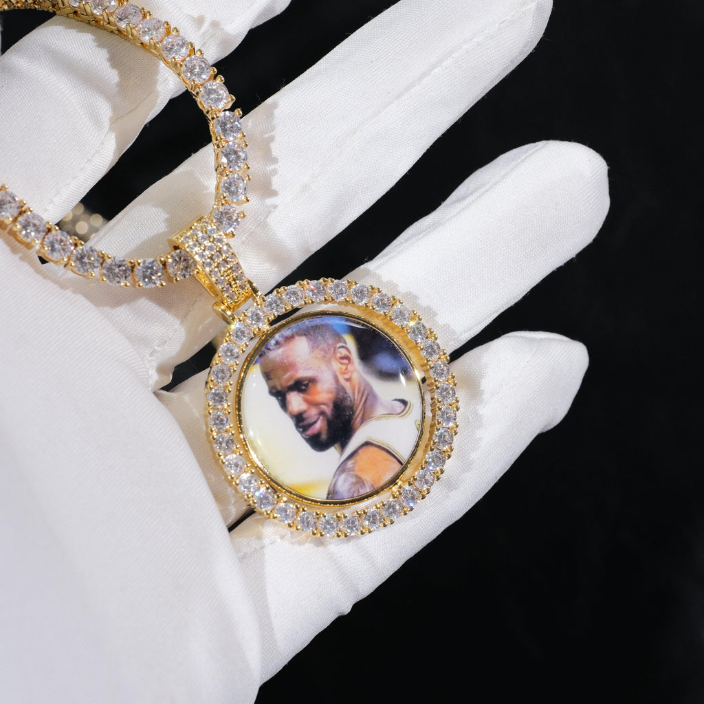 3D Spinning 2-Faced Custom Picture Pendant - The GUU Shop