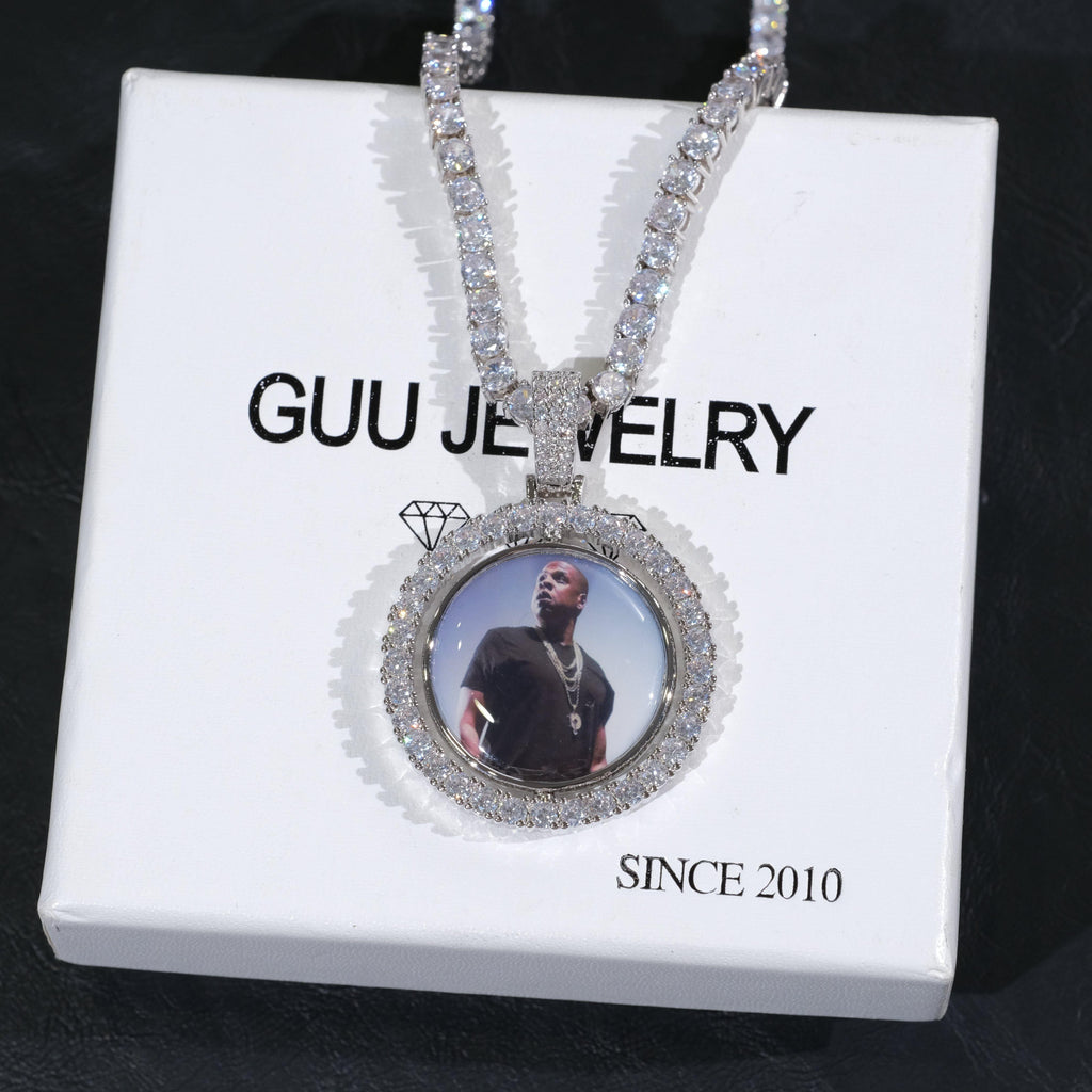 3D Spinning 2-Faced Custom Picture Pendant - The GUU Shop