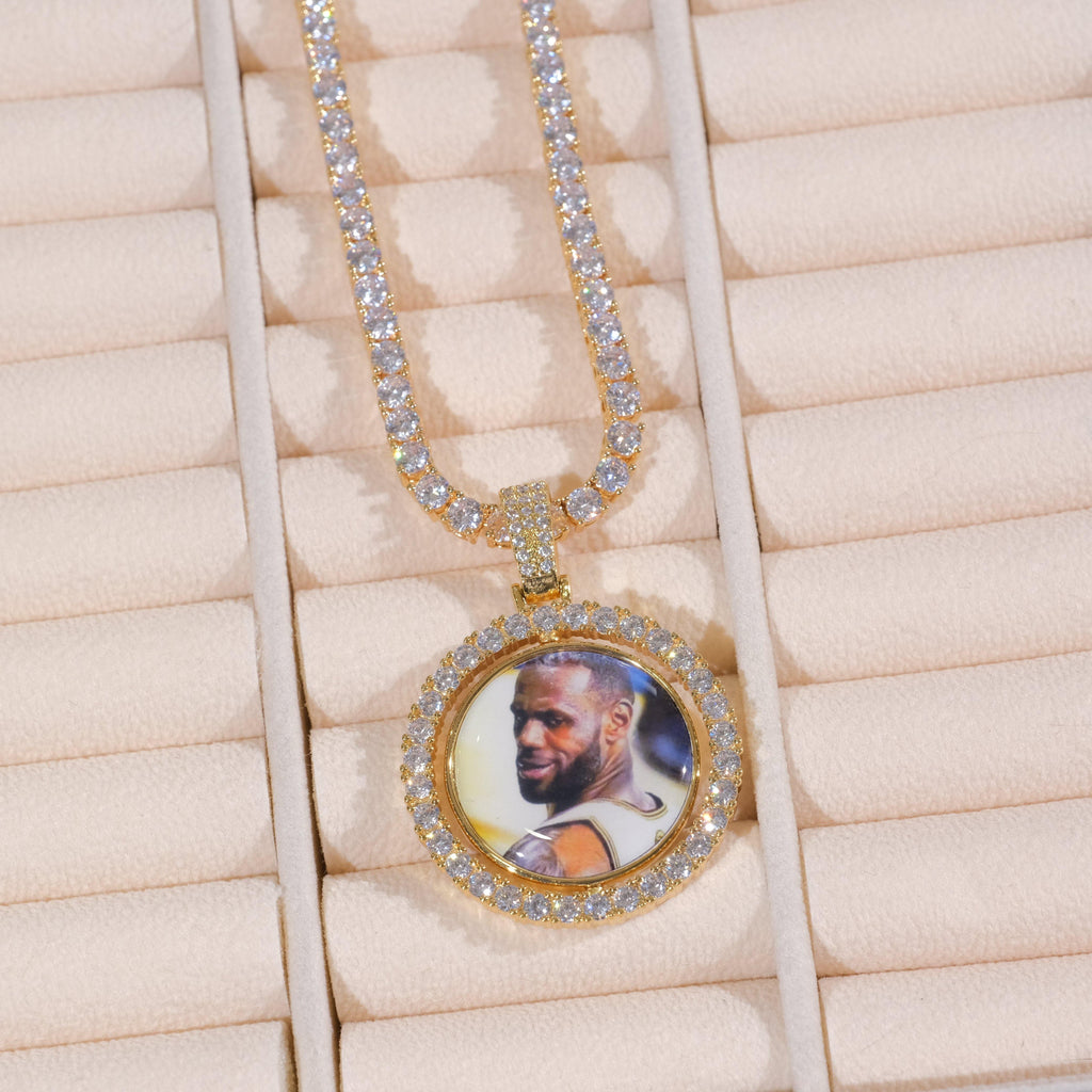 3D Spinning 2-Faced Custom Picture Pendant - The GUU Shop
