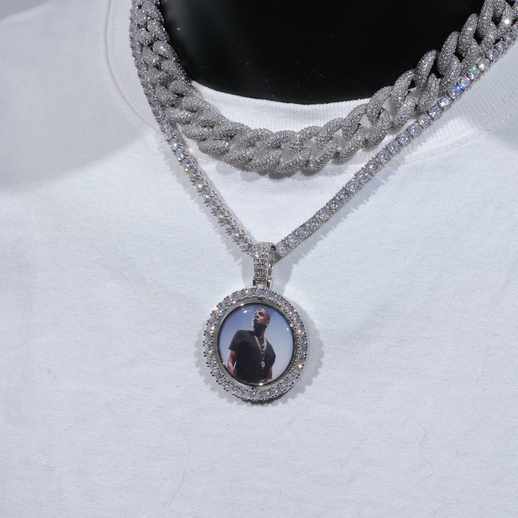 3D Spinning 2-Faced Custom Picture Pendant - The GUU Shop