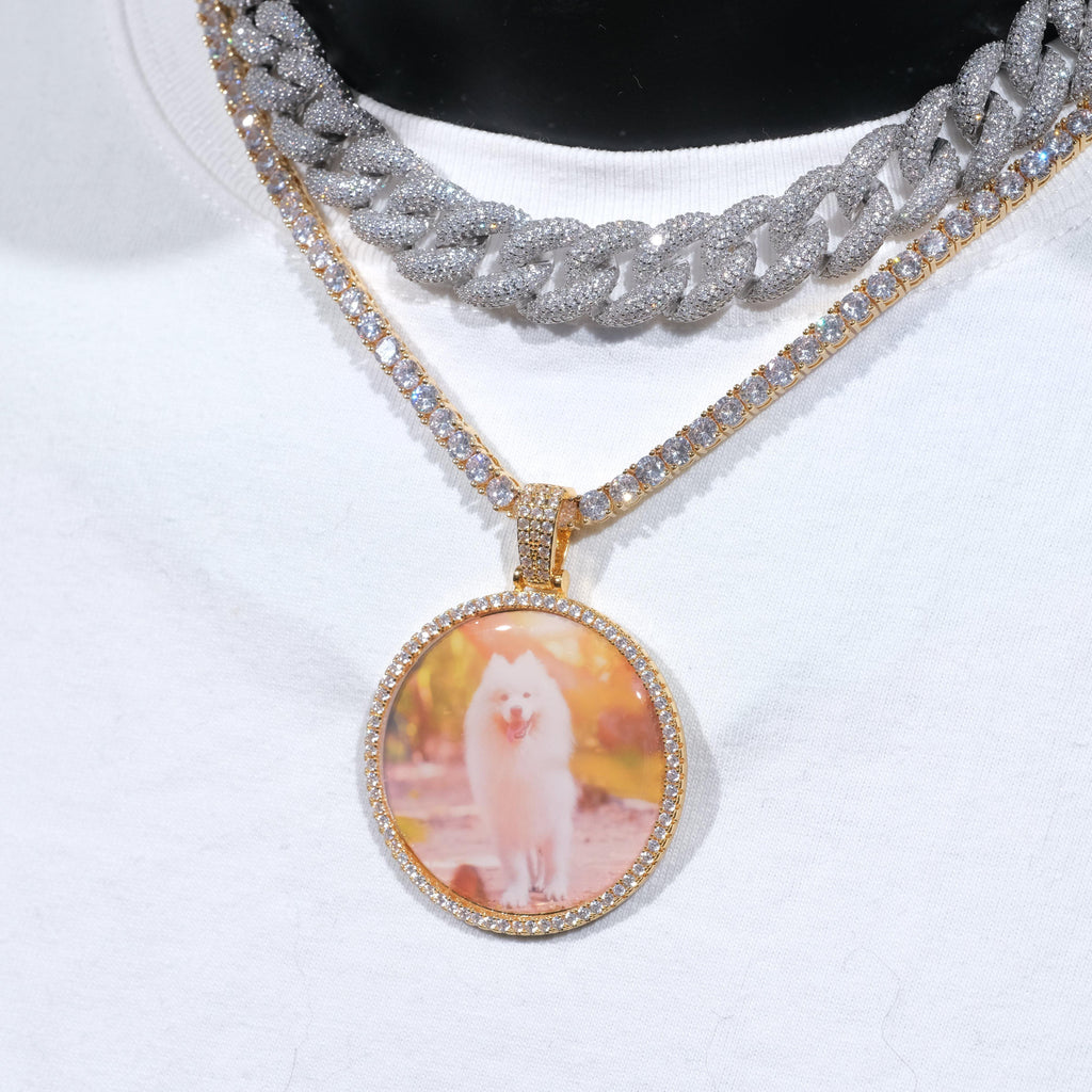 MEDIUM 3D CIRCLE CUSTOM PICTURE PENDANT - The GUU Shop