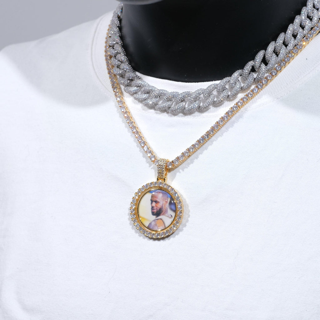 3D Spinning 2-Faced Custom Picture Pendant - The GUU Shop