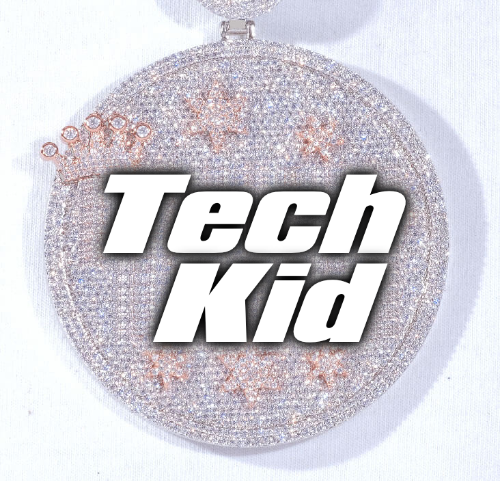 CUSTOM LETTER NECKLACE 3D BIG CROWN DISC